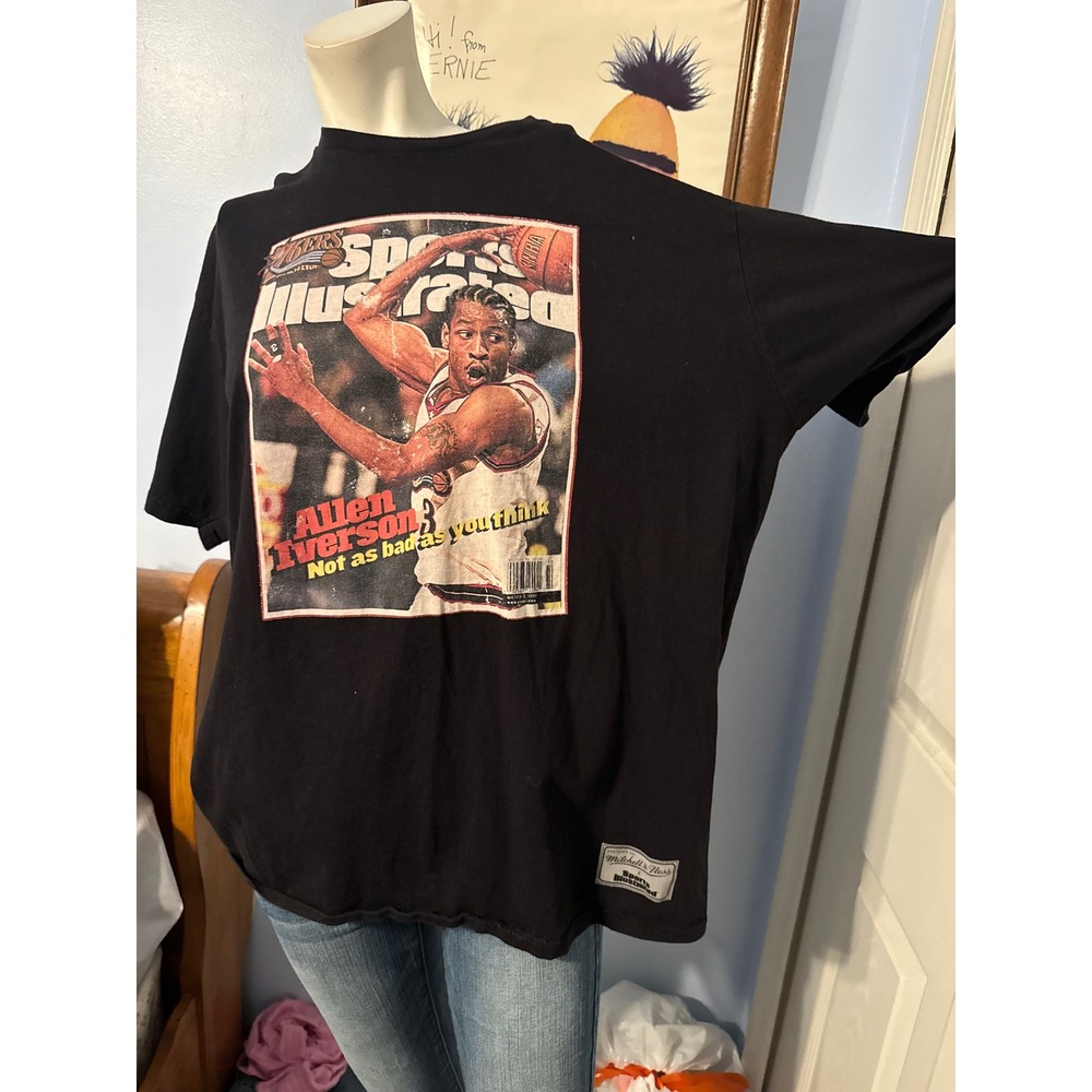 Mitchell & Ness Allen Iverson Sports Illustrated T-Shirt Black Mens XL 76ers NBA